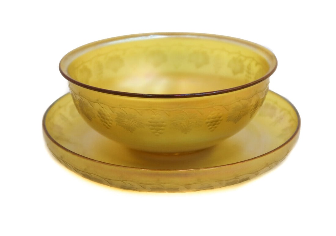 LCT Tiffany Iridescent Favrile Gold Glass Bowl and Underplate circa 1900 (1 of 6)