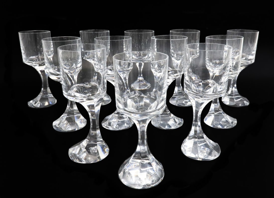 12 Baccarat France Crystal Glass Water Goblets in Narcisse (1 of 13)