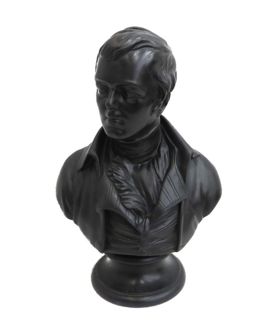 Wedgwood England Black Basalt Bust of Robert Burns 19th Century: Wedgwood England Black Basalt Bust of Robert Burns, 19th Century. The back of shoulder impressed with "Wedgwood / Robert Burns / and E. W Wyon F." Another Wedgwood mark to underside. Weight: Approx. 6