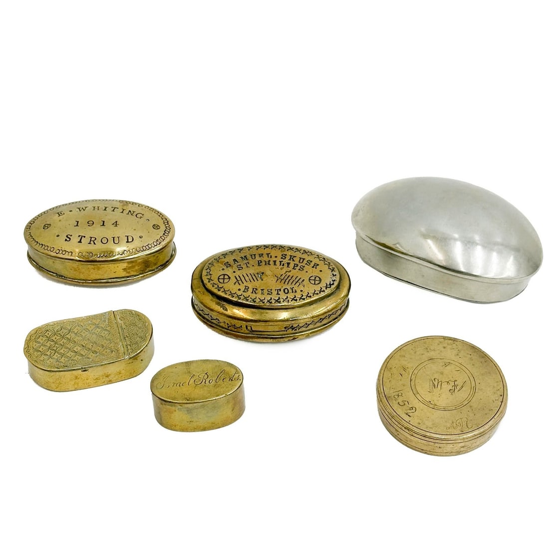Group of English Engraved Metal Snuff Boxes 19th century: Group of 6 English Engraved Metal Snuff Boxes, mostly 19th century, a couple possibly earlier. Various engraved dedications, no apparent maker's marks. Weight: Approx. .5 lb Measurements: Approx. Larg
