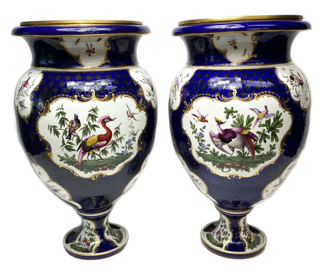 Pair Dr. Wall period Royal Worcester Exotic Bird 22" Vases 18th C.: An extortionary pair of early Worcester porcelain vases from the first Dr. Wall period. These very large vases depict fine quality hand painted exotic birds in multiple panels and a dark blue ground w