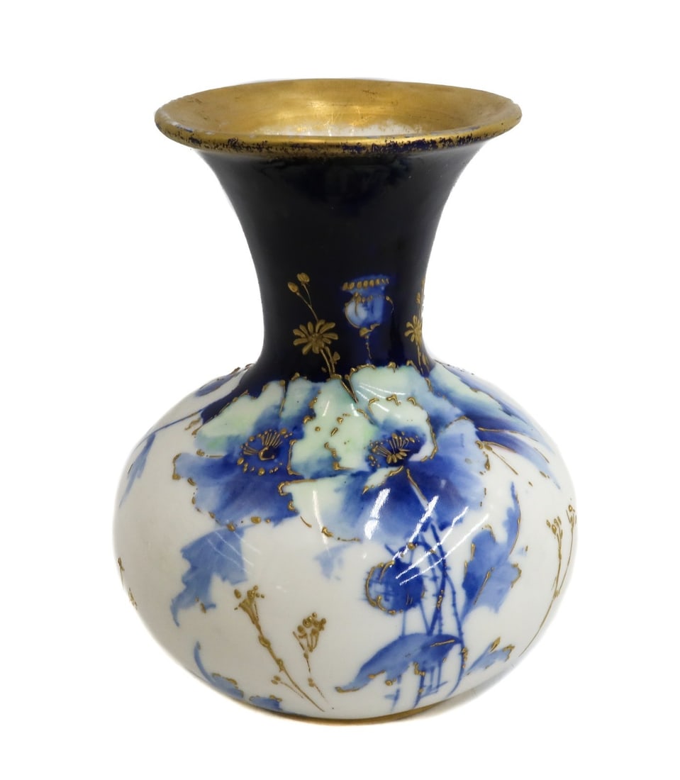 Amphora RSTK Art Nouveau Twin Handled Carnation Vase White and Cobalt Blue c1900: Amphora RSTK Art Nouveau twin handled carnation vase white and cobalt blue, circa 1900. A white and cobalt blue ground with blue carnations and gilt accents. Amphora RSTK mark to underside. Weight: Ap