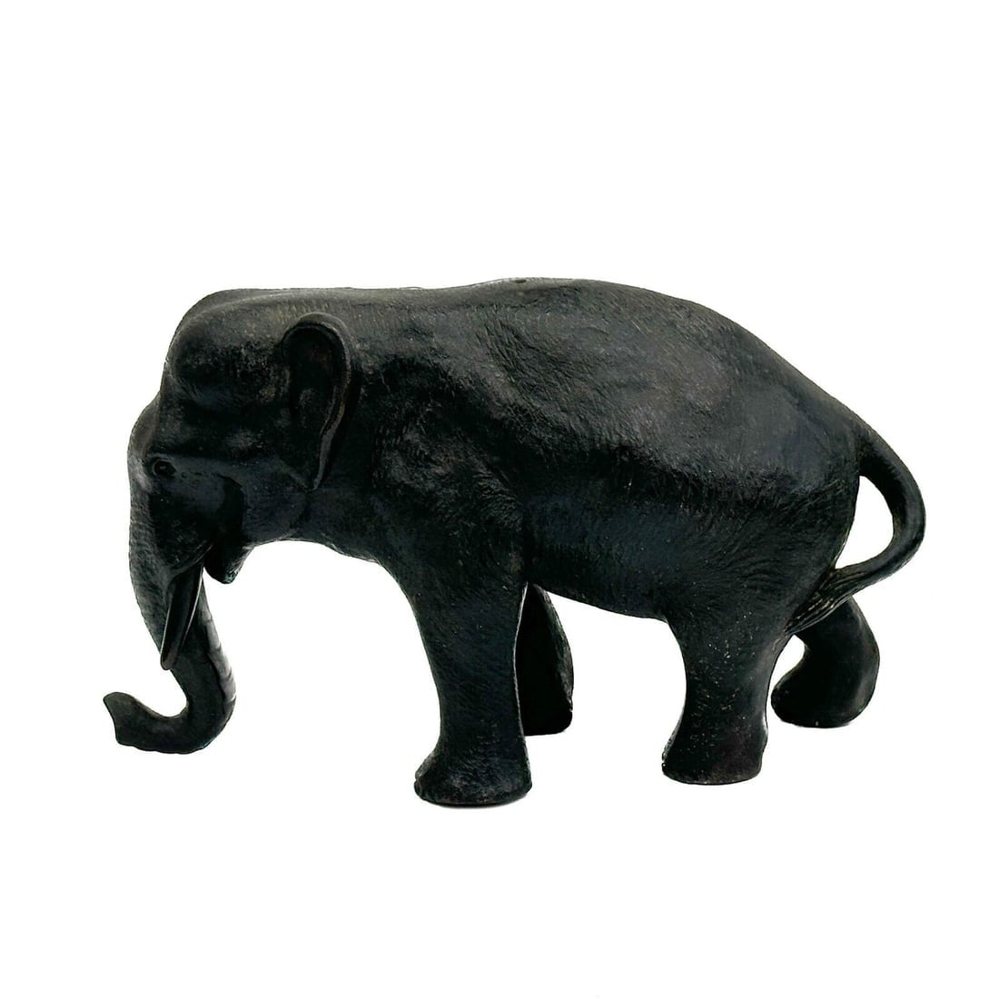 Japanese Bronze Okimono Sculpture Elephant Meiji period: Japanese Bronze Okimono Sculpture of an Elephant, Meiji period. Underside of foot with Japanese maker's marks. Weight: Approx. 8.5 lbs Measurements: Approx. 9.75 inches x 3.5 inches x 5.75 inches tall
