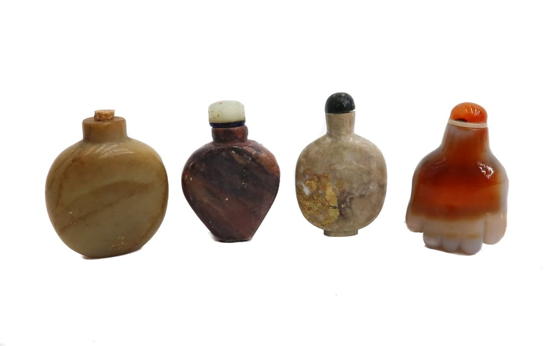 4 Chinese Hardstone Snuff Bottles (1 of 5)