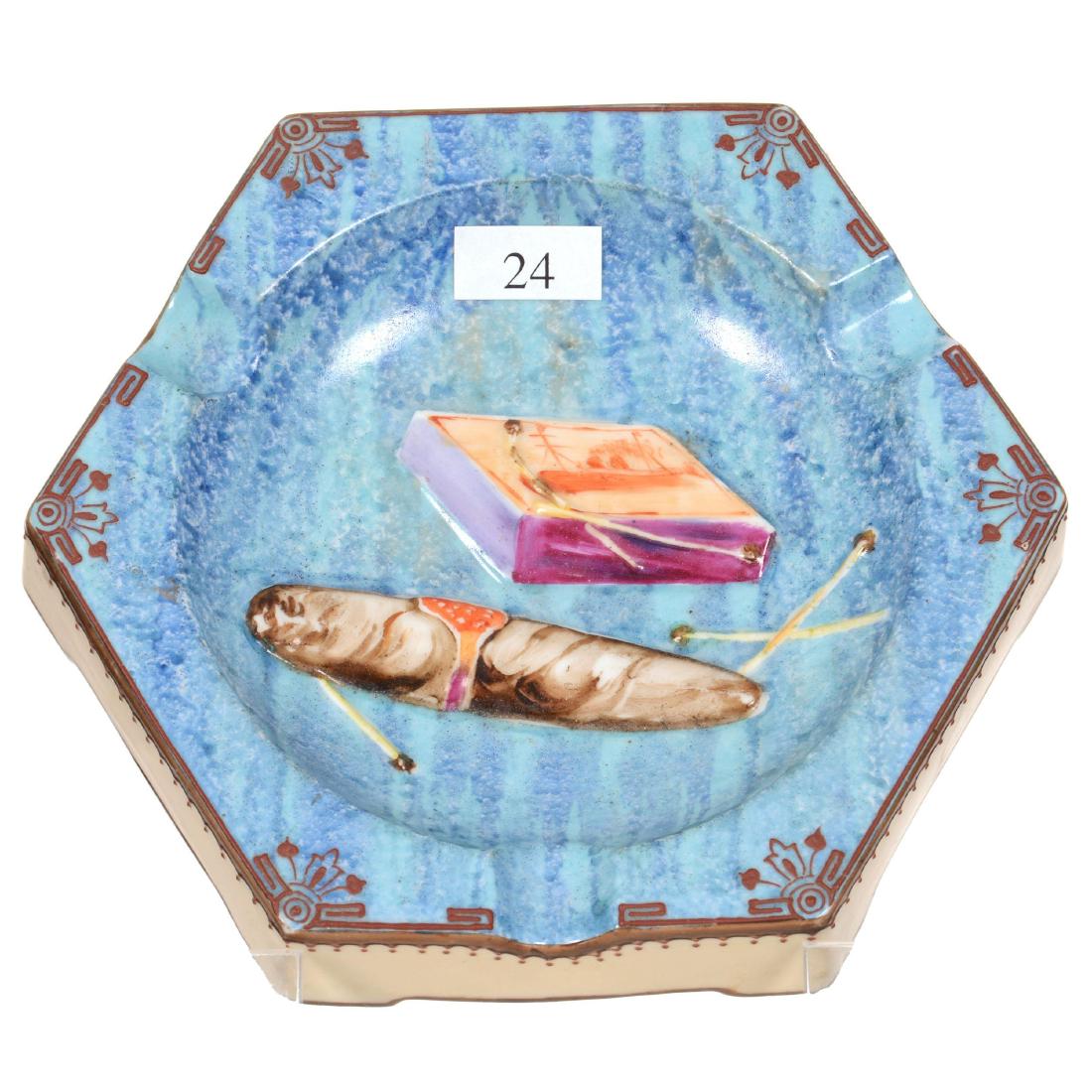 6" Nippon (Green Wreath) Six-Sided Blown Mold Ash Tray (1 of 3)