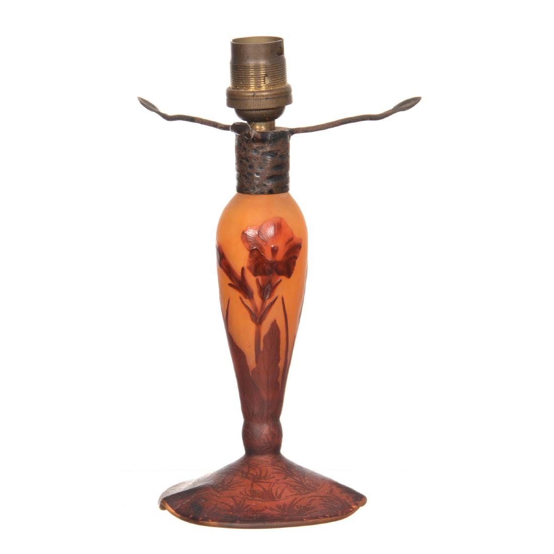 8.5" Daum Nancy French Cameo Art Glass Boudoir Lamp Bas (1 of 3)