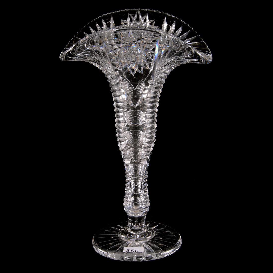 Fan Vase - 12" - ABCGHobstar, Bullseye and Fan with (1 of 2)