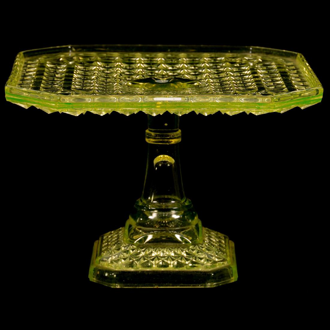 Antique Vaseline Square Cake Stand (1 of 4)