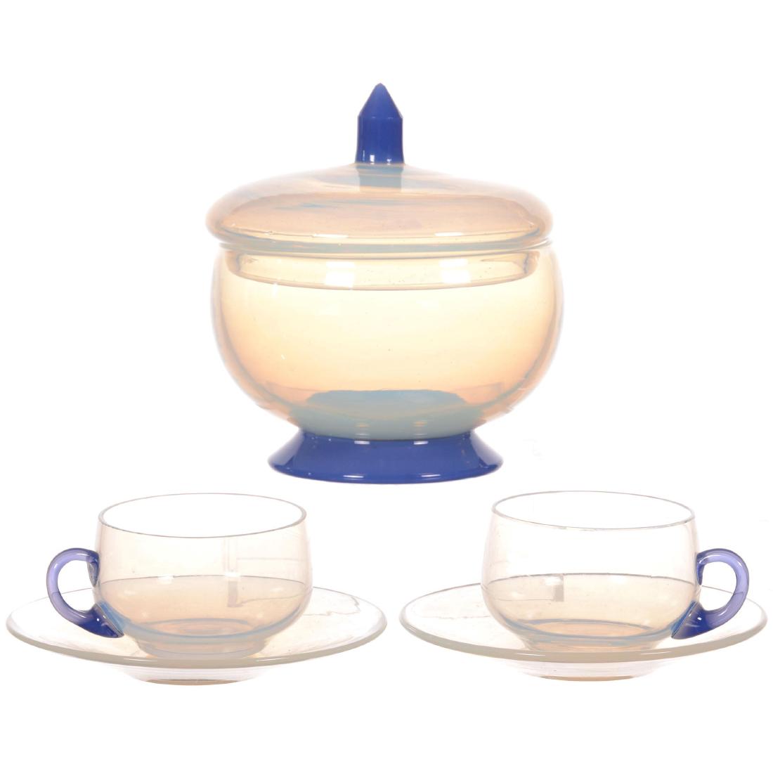 Three Fry Foval Art Glass Items (1 of 3)