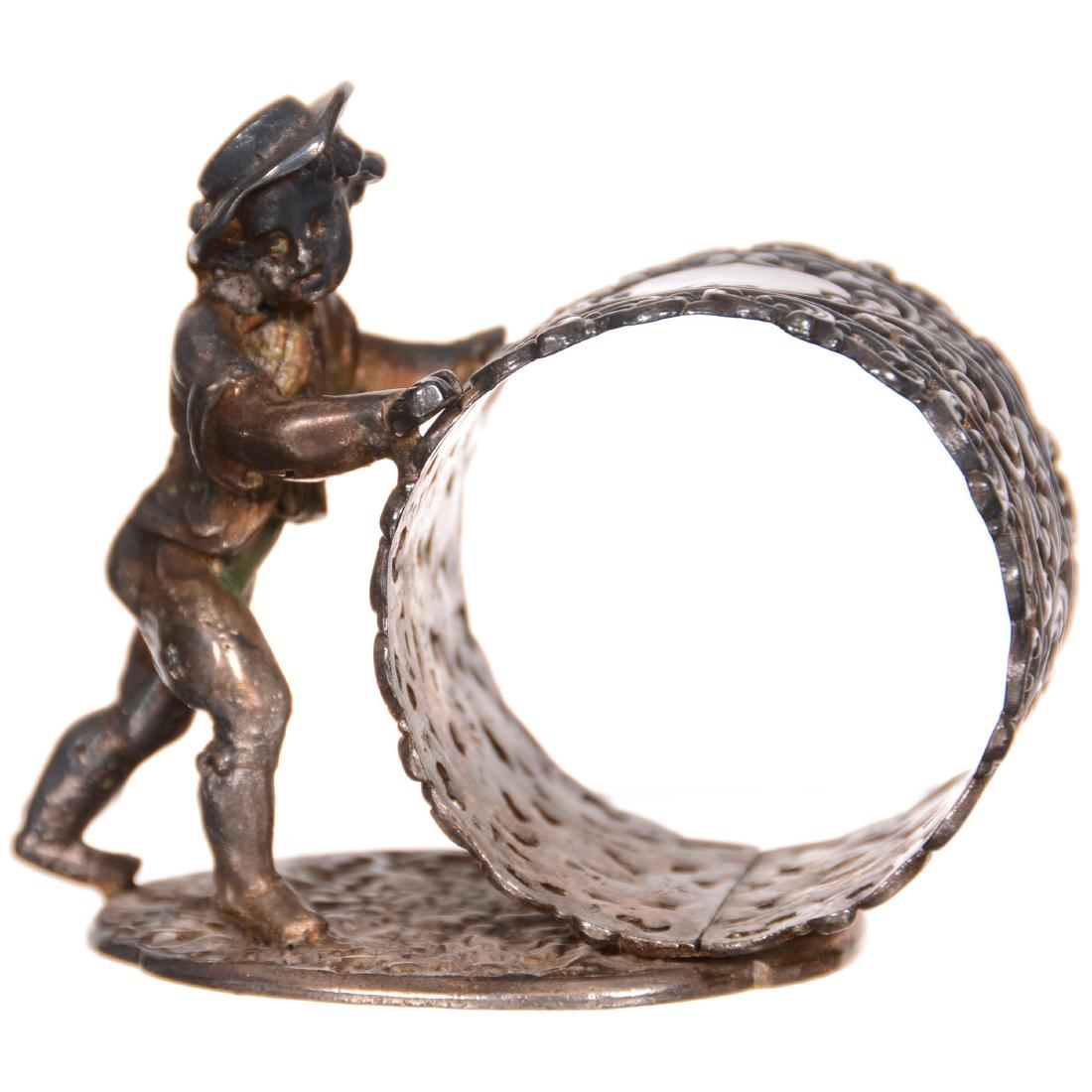 Victorian Silverplate Napkin Ring (1 of 2)