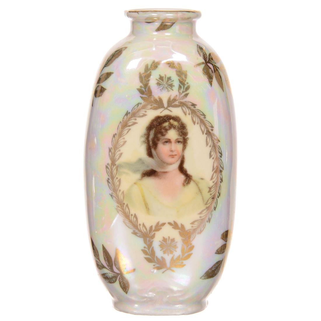 Unmarked Prov Saxe Vase (1 of 3)