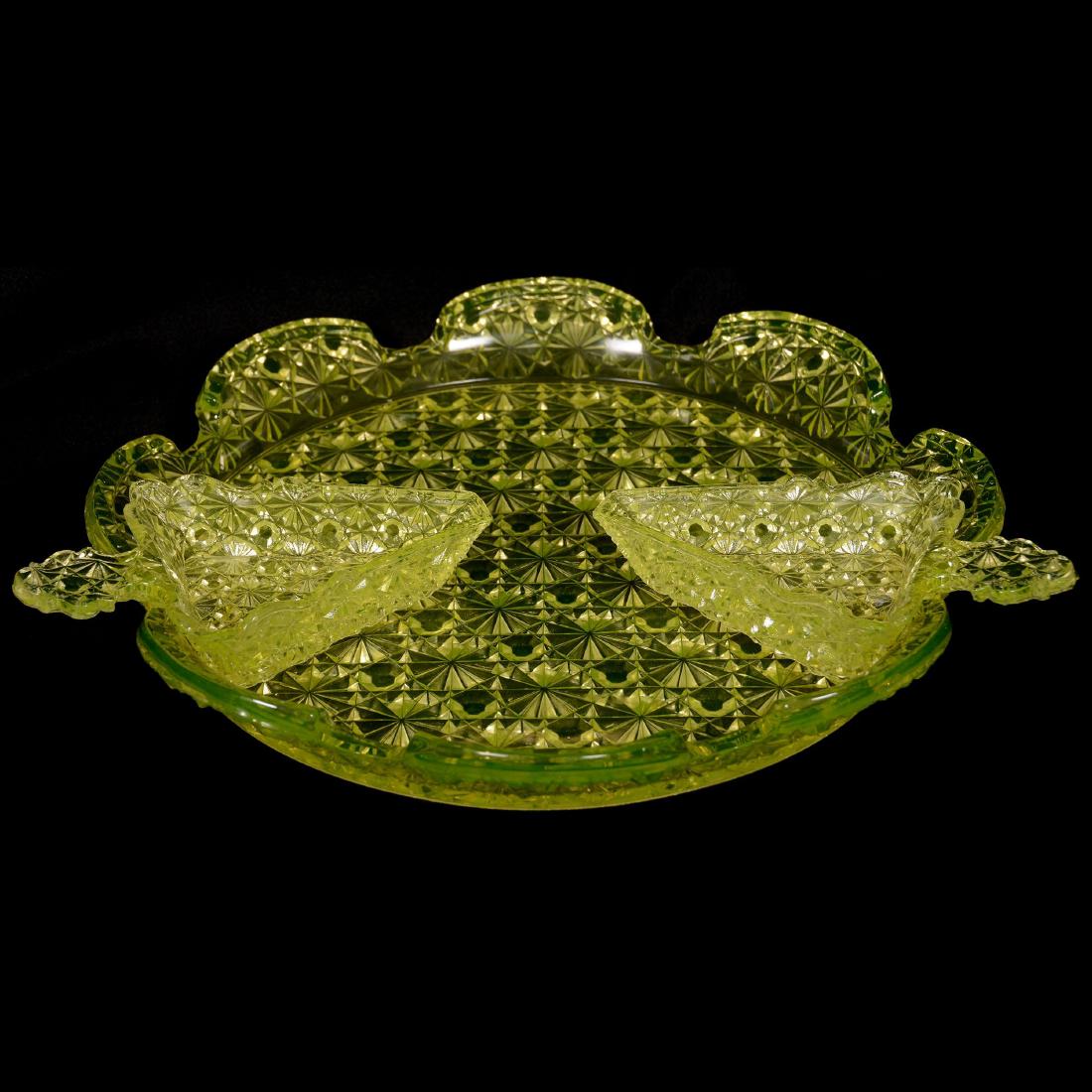 Vaseline Art Glass Ice Cream Set (1 of 2)