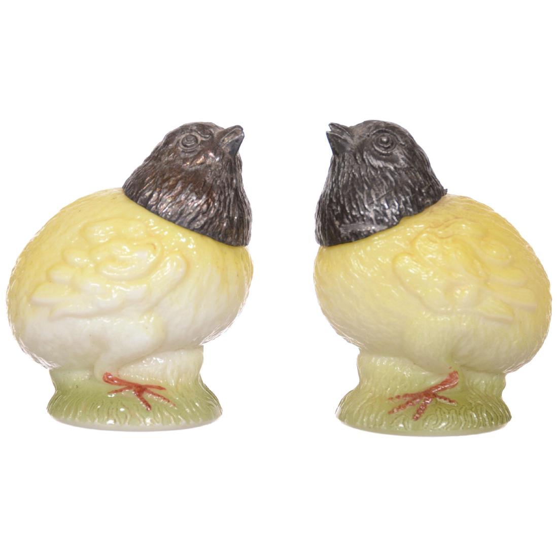 Unmarked Pair Victorian Figural Salt and Pepper Shakers (1 of 2)