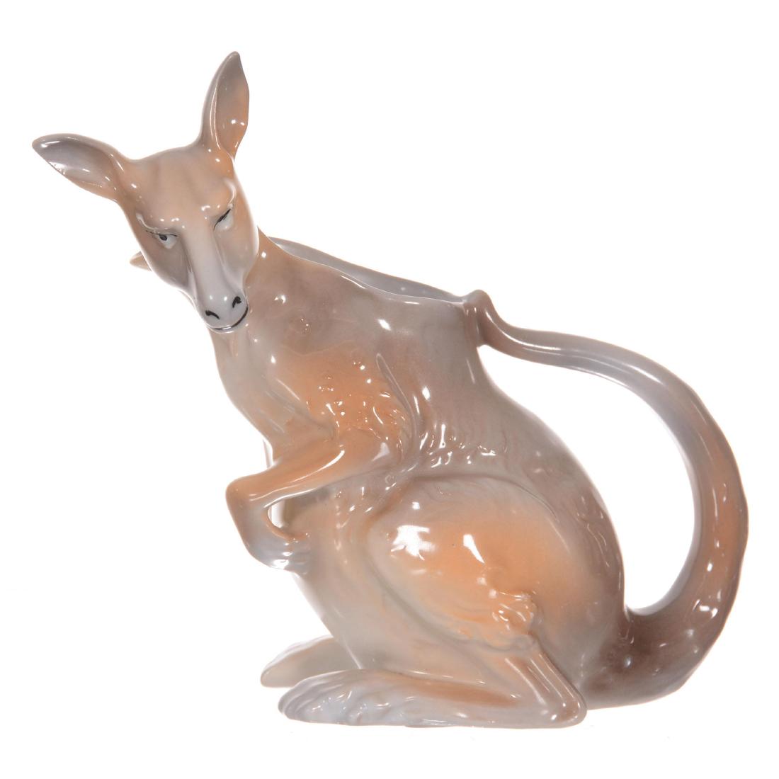 Royal Bayreuth Kangaroo Creamer (1 of 4)
