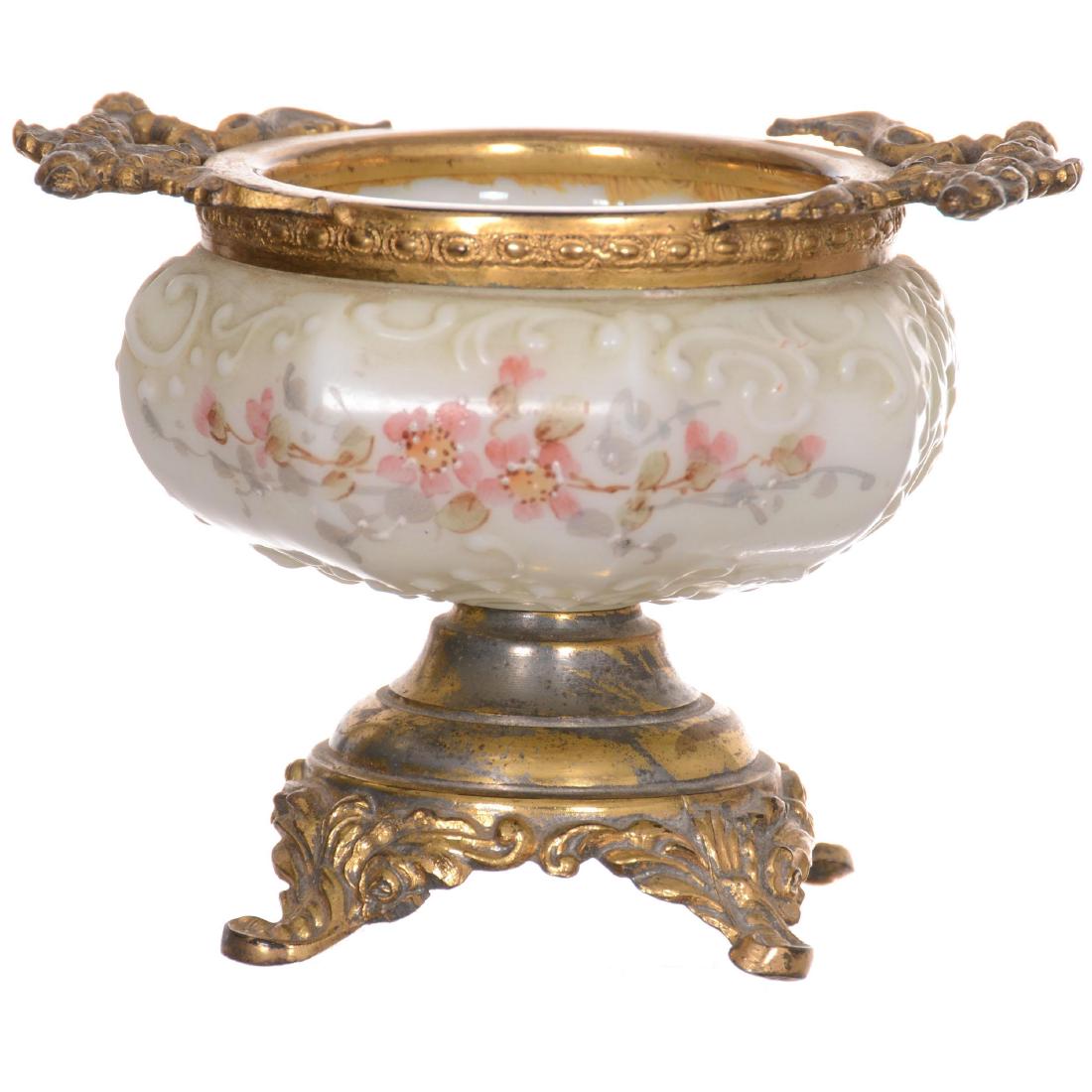 Unmarked Wavecrest Pedestal Pin Dish (1 of 2)