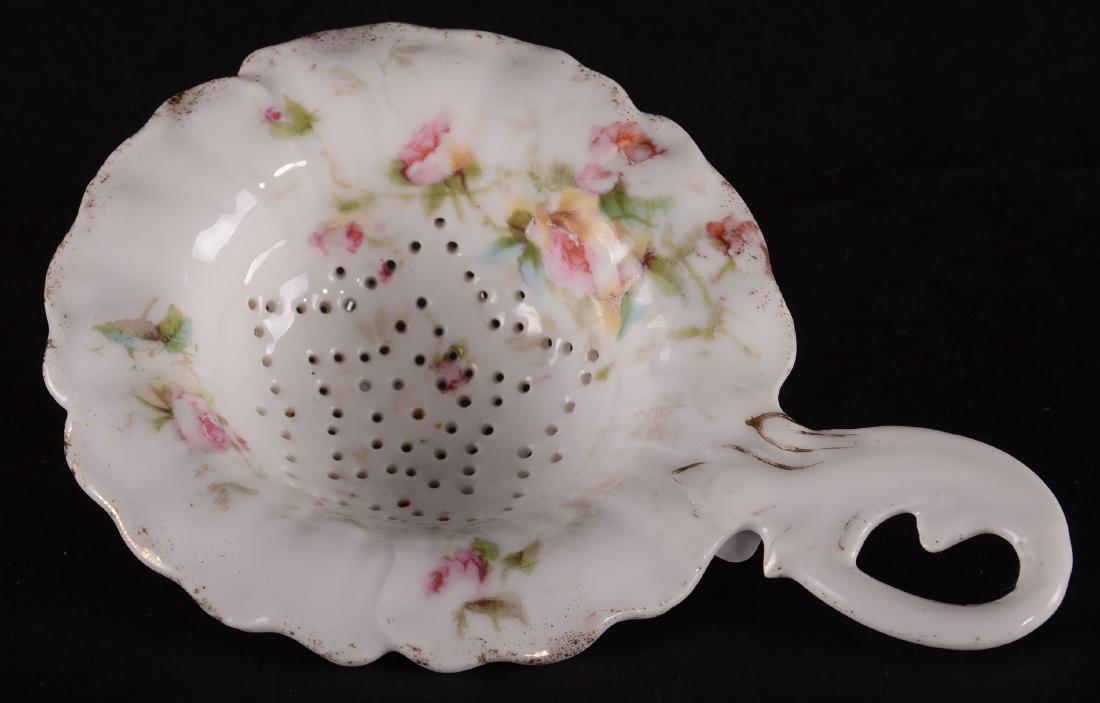 Tea Strainer - Unmarked Prussia - 5.75" (1 of 2)
