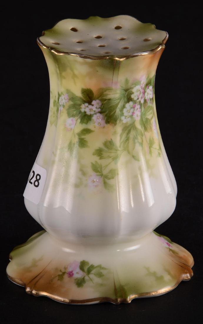 Muffineer - Unmarked Prussia - 4.75" (1 of 2)