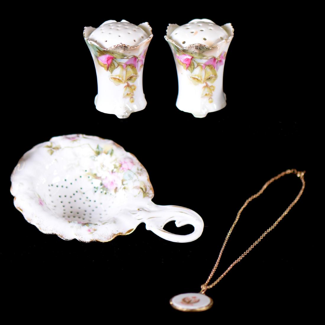 (4) Prussia Style Items (1 of 6)