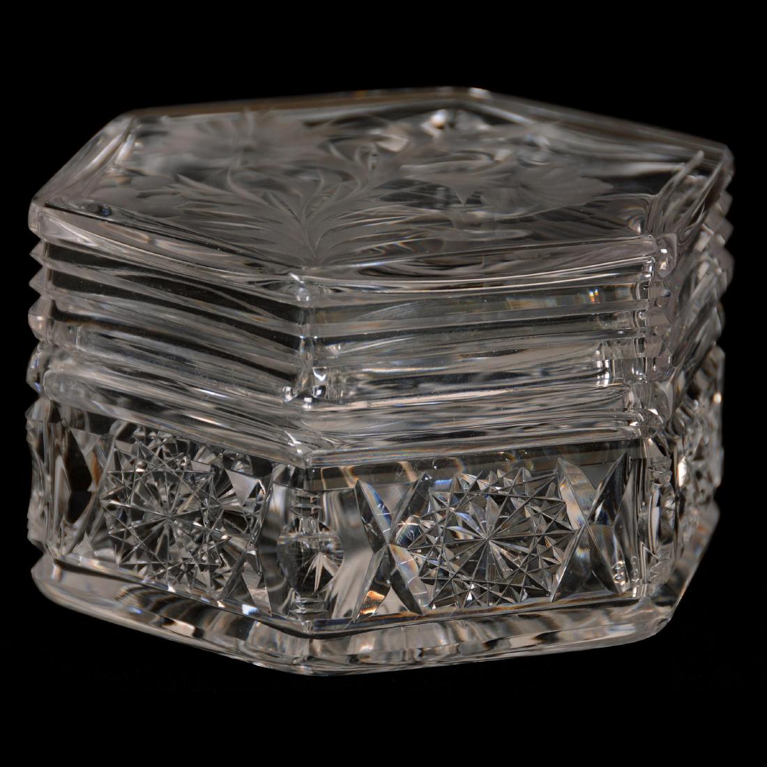 Covered Box - 2.75" X 4.75" - Signed Tuthill Primrose (1 of 3)