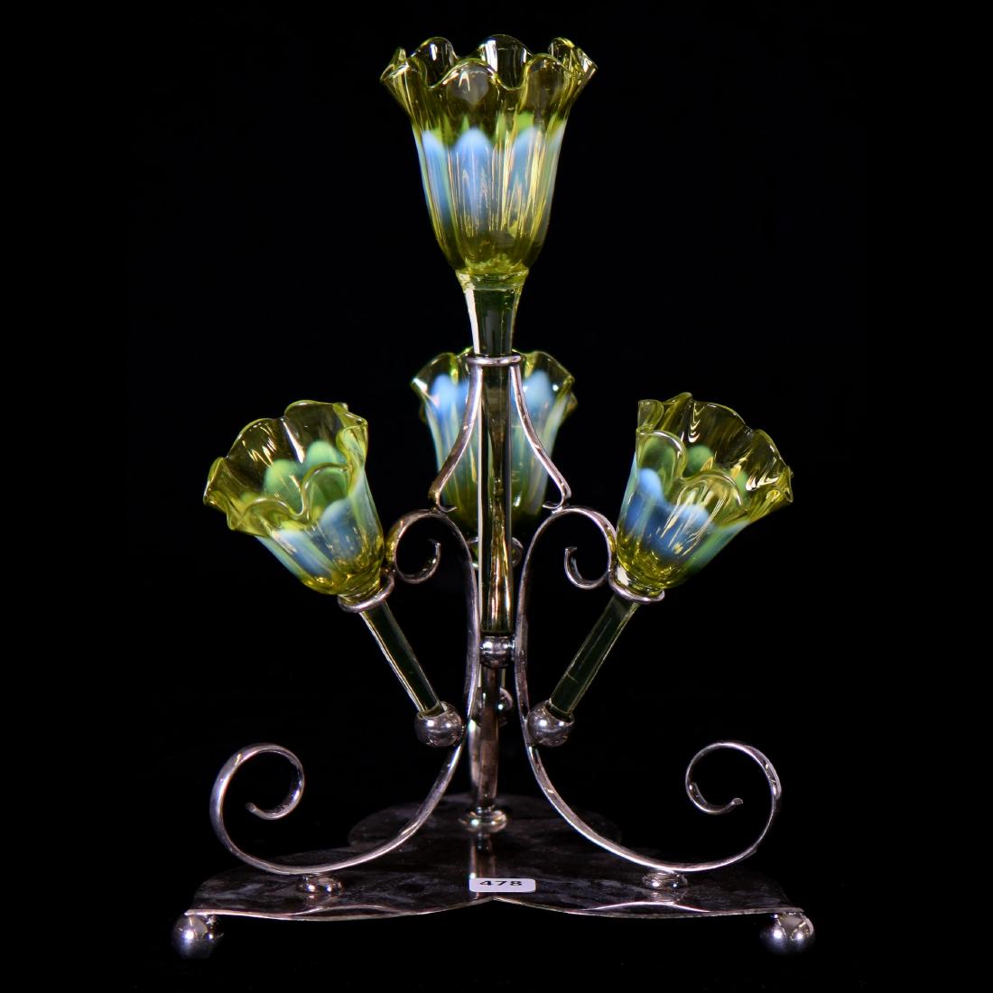 Art Glass Flower Centerpiece Epergne 12" X 8.5"