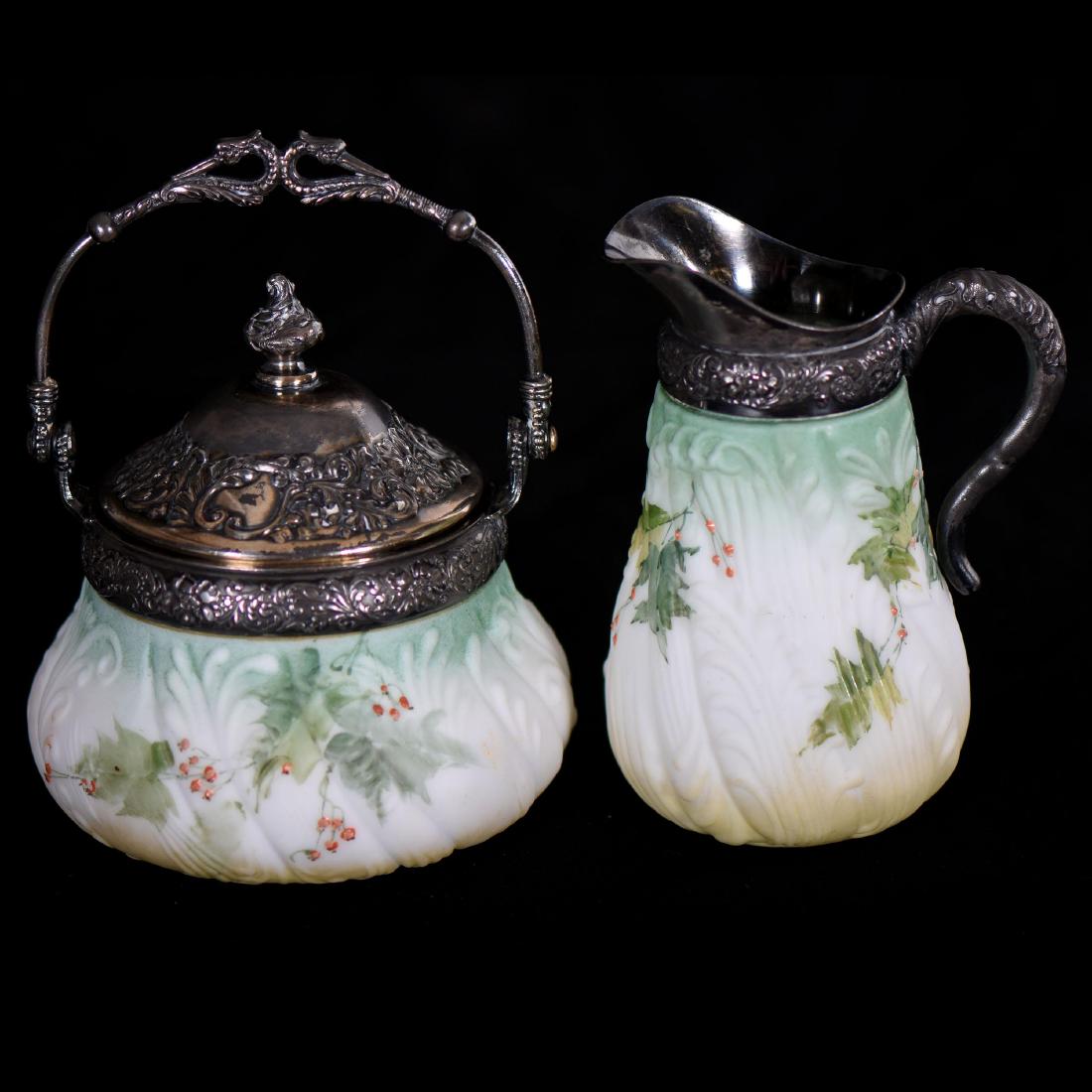 Art Glass Creamer and Covered Sugar (1 of 2)