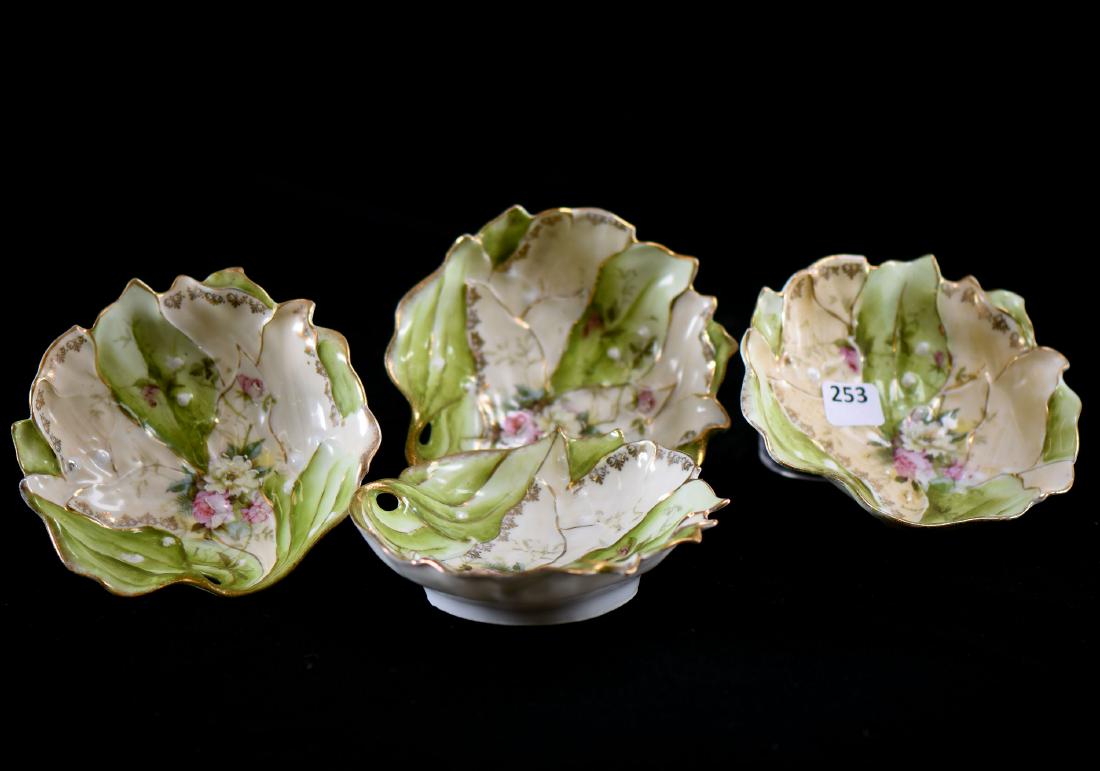 (4) Berry Dishes - Unmarked Prussia - 5" (1 of 1)