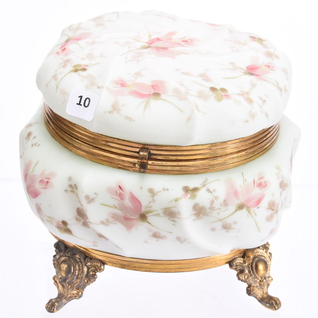 Unmarked Wave Crest Hinged Dresser Box 6.25" X 7" (1 of 4)