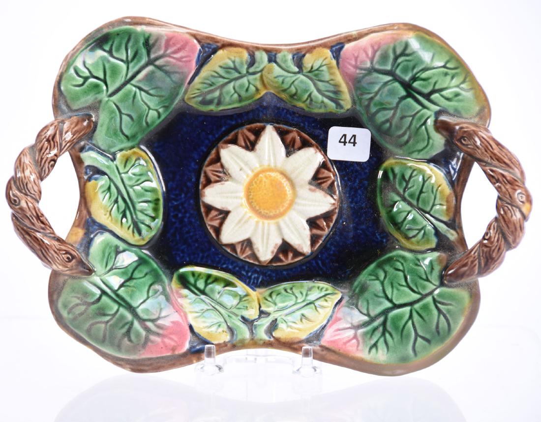 Majolica Unmarked Tray 10.5" X 7.25" (1 of 2)