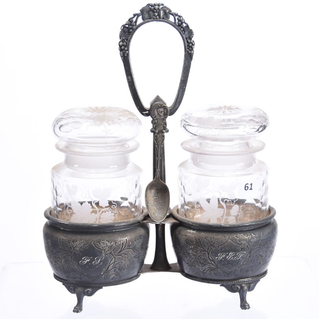 Double Pickle Castor 10.75" X 8.5" (1 of 5)