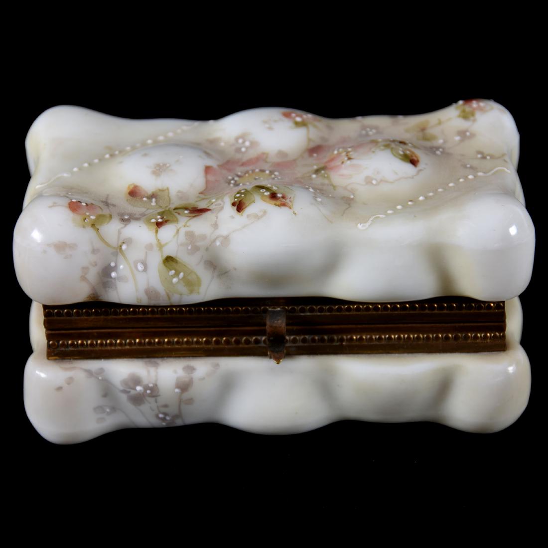 Unmarked Wave Crest Jewel Box 3" X 5.5" (1 of 3)