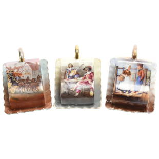 (3) Miniature Cheese Dishes Royal Bayreuth: (3) Miniature Cheese Dishes - Royal Bayreuth - All Three Measure 2" X 3" - (1) Dutch Boy & Girl (Blue Mark) - (1) Stagecoach - Unmarked - (1) Cavaliers - Unmarked