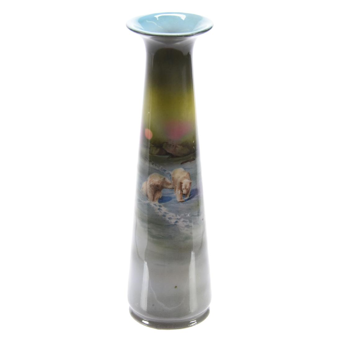 Vase Unmarked Royal Bayreuth 7": Vase - Unmarked Royal Bayreuth - 7" - Rare Polar Bears Scenic Decor