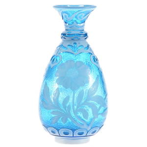 English Cameo Art Glass Vase