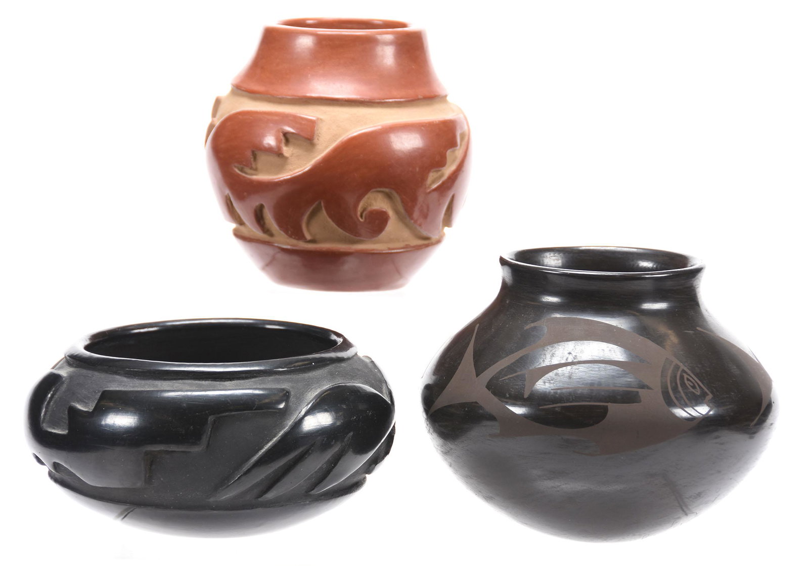 (3) Indian Pottery Items: (3) Indian Pottery Items; (1) 5.5" x 7" Black Ware, Fish Design Signed Jerhico Pony; (1) 5.5" x 5.5" Red Clay Santa Clara Vase; (1) 3.75" x 7" Black Ware Mata Ortiz; 20th Century, Margaret and the Lat