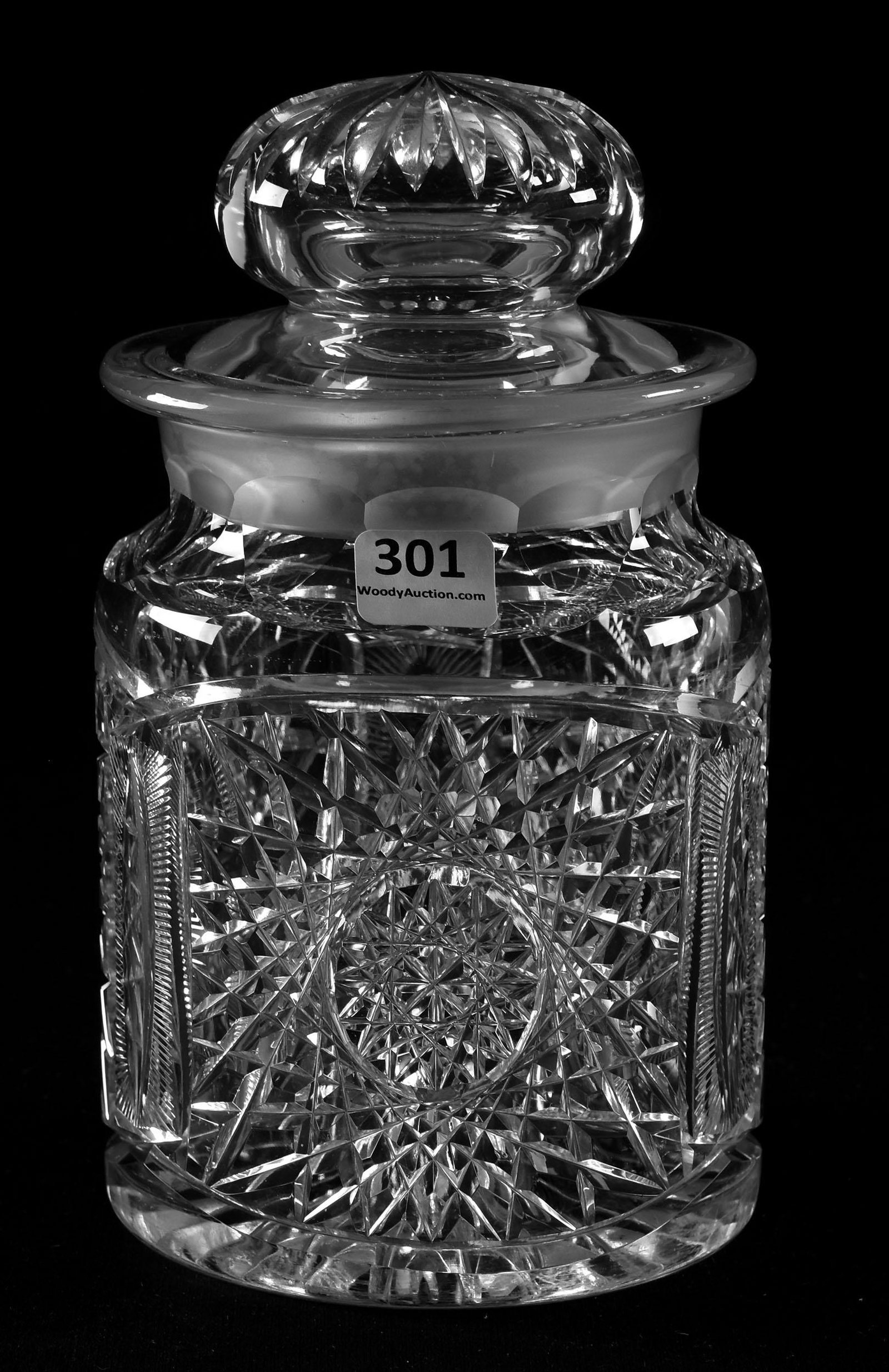 Humidor, Nevada Pattern by Pairpoint: Humidor, Nevada Pattern by Pairpoint, ABCG; 7.5" x 4.25" Ray cut base & lid; Sam & Becky Story Estate, Missouri