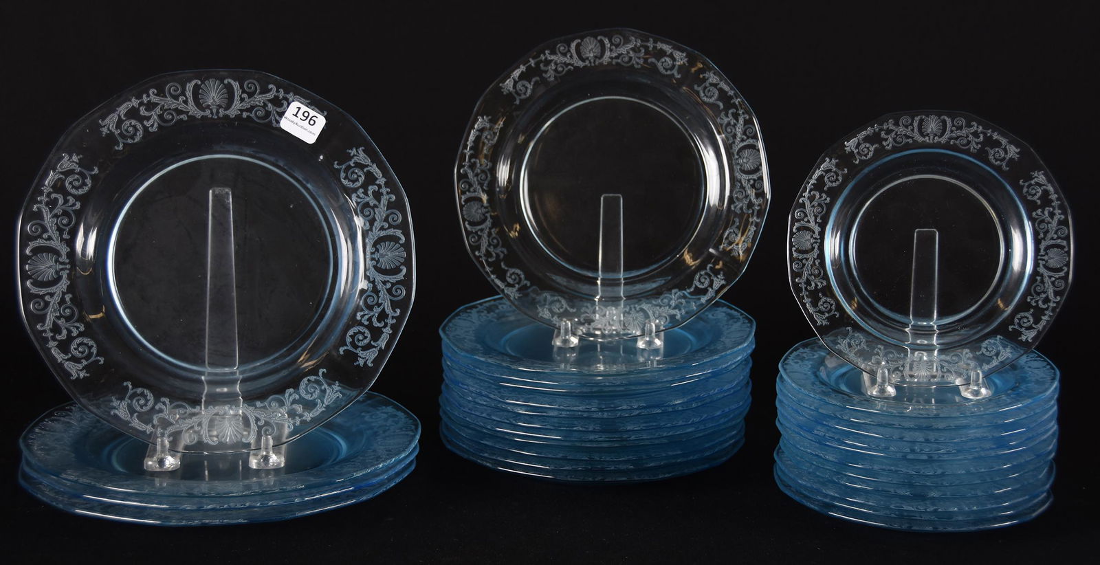 (28) Fostoria Versailles plates, Azure blue (1 of 2)