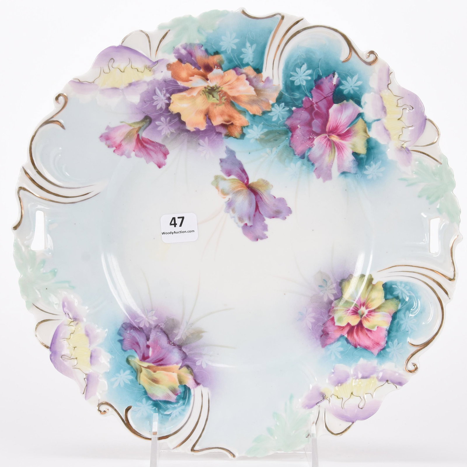 Cake plate, unmarked Prussia: Cake plate, unmarked Prussia; 10.5" Poppy mold, blue tones with wild poppy decor; Hopper Collection, Kansas