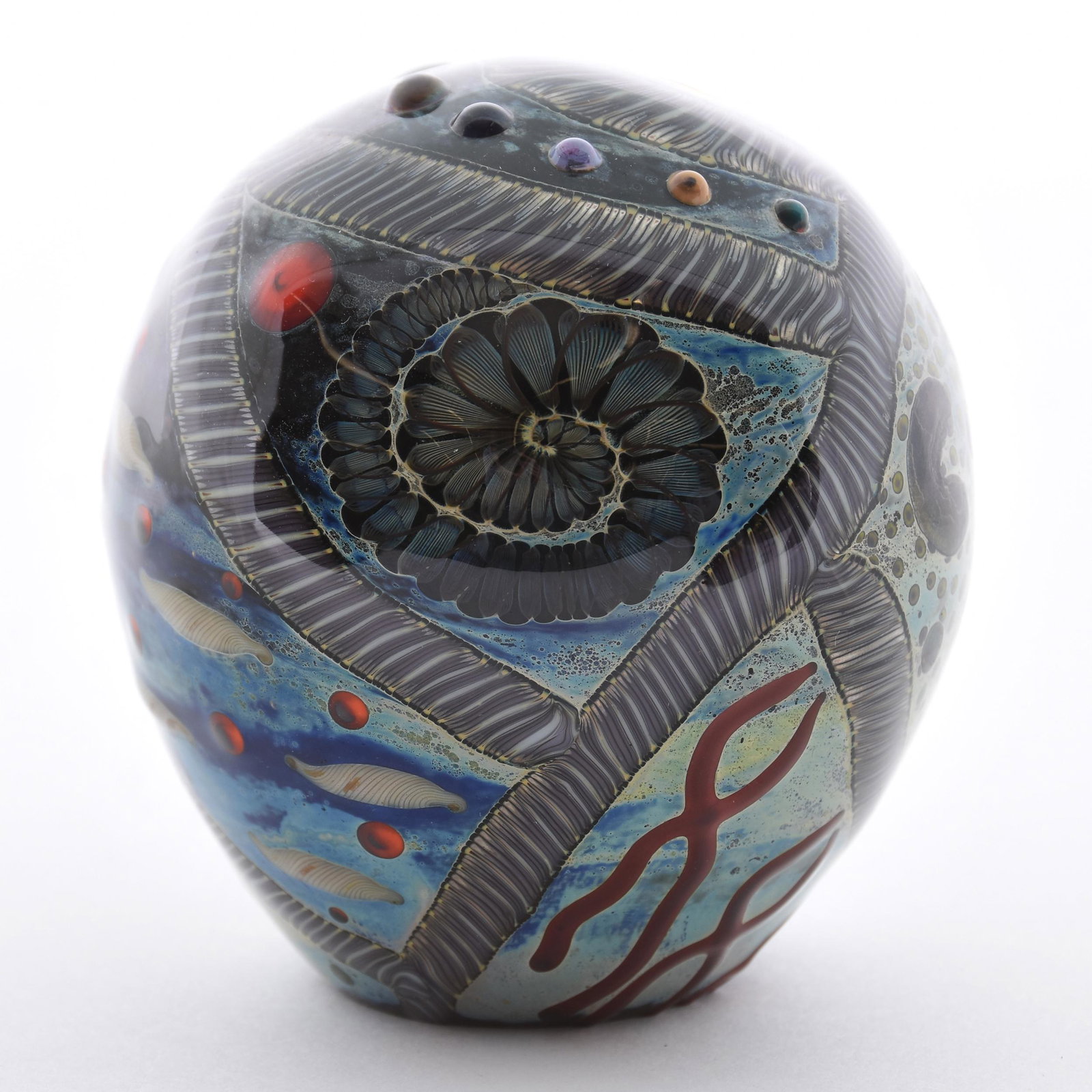 Paperweight Signed K. (Kenny) Walton: Paperweight Signed K. (Kenny) Walton, 3.75" x 3.75" Diameter, Underwater Sea Life Design, Great Example, from the estate of Ronald W. Prielipp PHD, Salina, KS. Ron was a professor of mathematics at Be