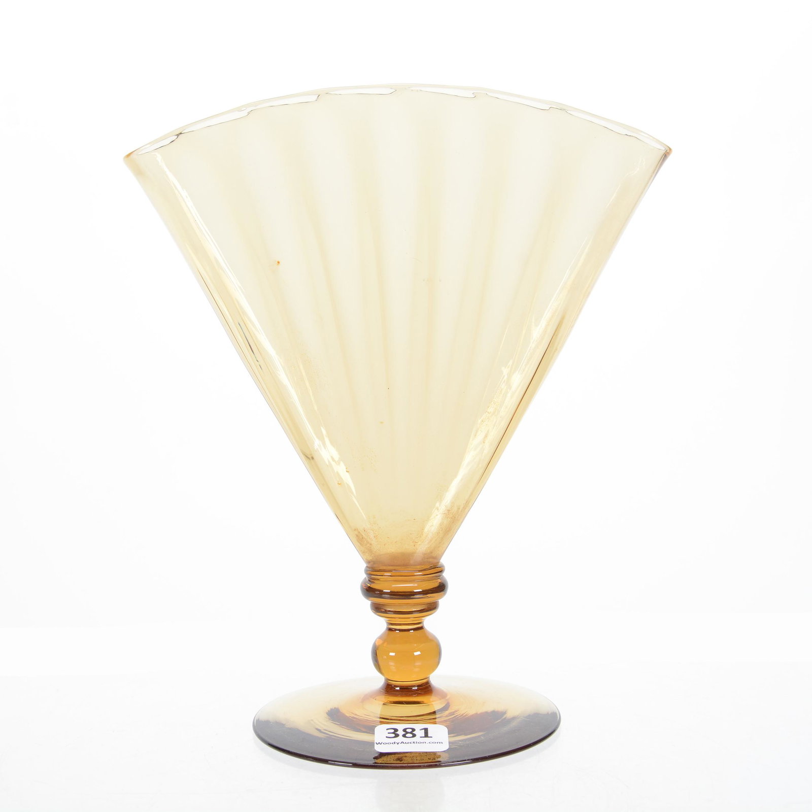 Fan Vase, Unmarked Steuben Amber/Topaz Art Glass: Fan Vase, Unmarked Steuben Amber/Topaz Art Glass, 7.75" x 6.5", Ribbed Optic Design, The Estate of Les Hamilton