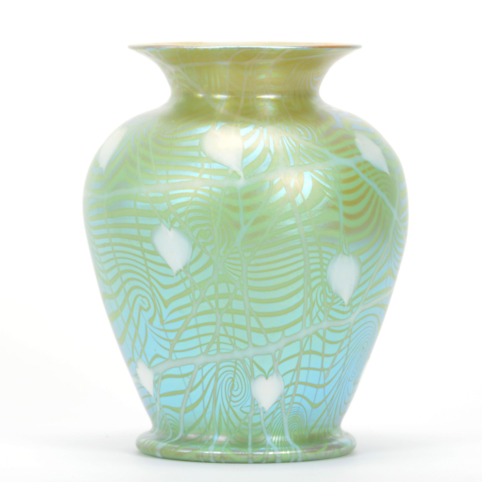 Vase, Unmarked Durand Art Glass: Vase, Unmarked Durand Art Glass, 9.5" x 7", Beautiful Green Iridescence With Pulled Design, White Heart & Vine Decor, Very Nice Quality, Private Estate Collection, TX. UPDATED 12-18-20: The line visib