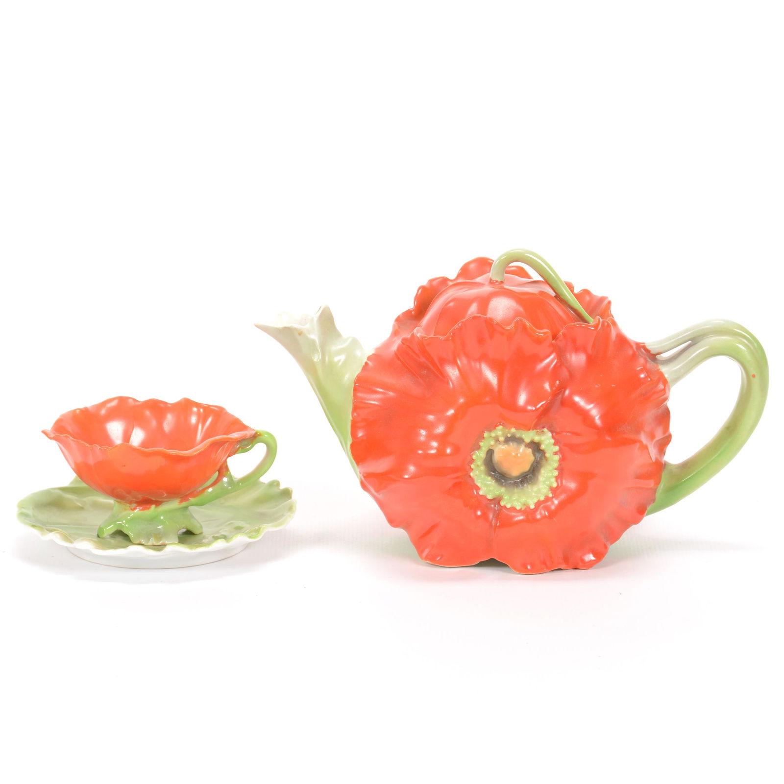 Tea Set Marked Royal Bayreuth Red Poppy: Tea Set Marked Royal Bayreuth Red Poppy, Blue Mark, (1) 4.5" X 7" Tea Pot, (1) 1.75" X 4" Demitasse Cup And Saucer, Private Midwest Collection