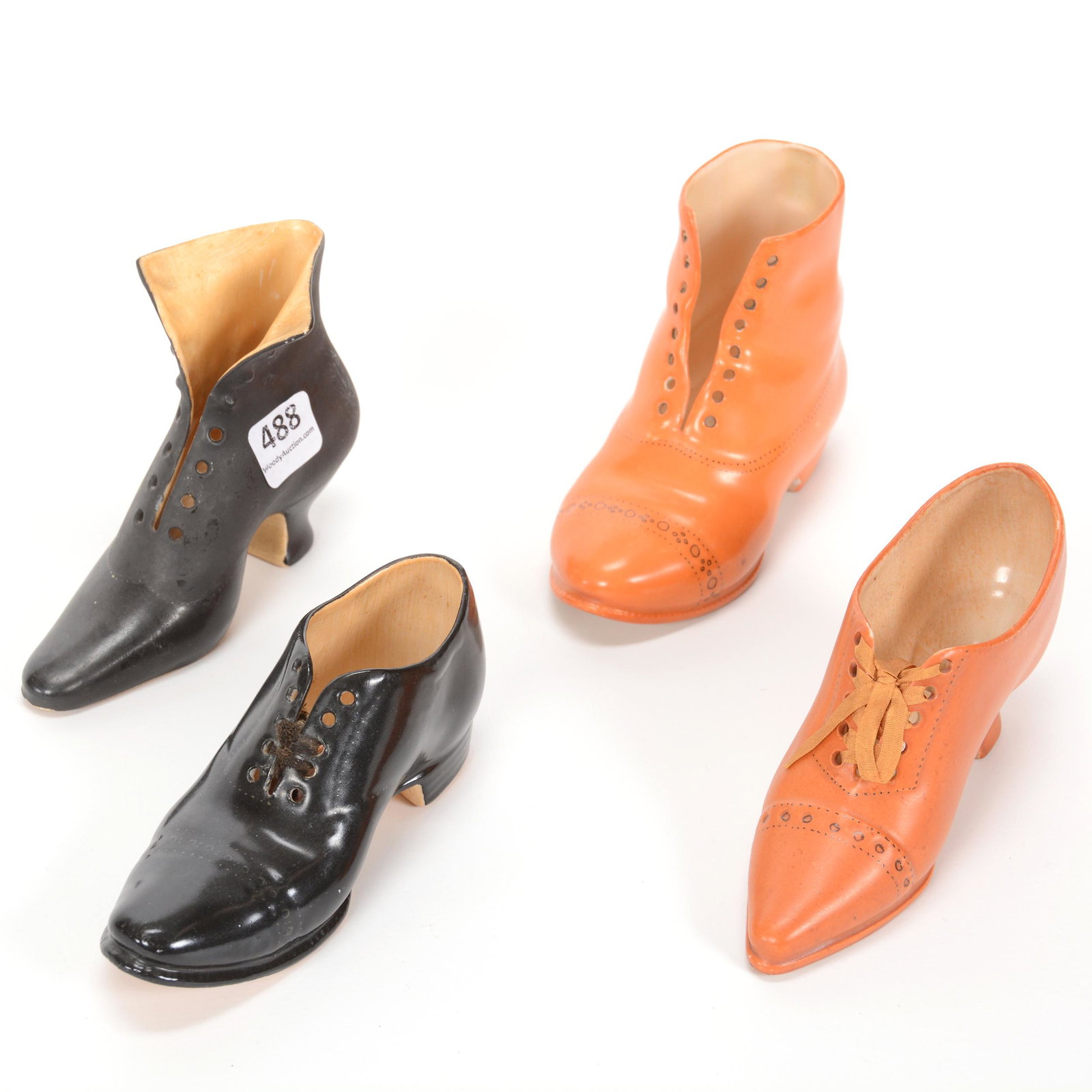 (4) Boots & Shoes Unmarked Royal Bayreuth: (4) Boots & Shoes Unmarked Royal Bayreuth, Various Sizes And Styles, (2) Black, (2) Tan, Private Midwest Collection