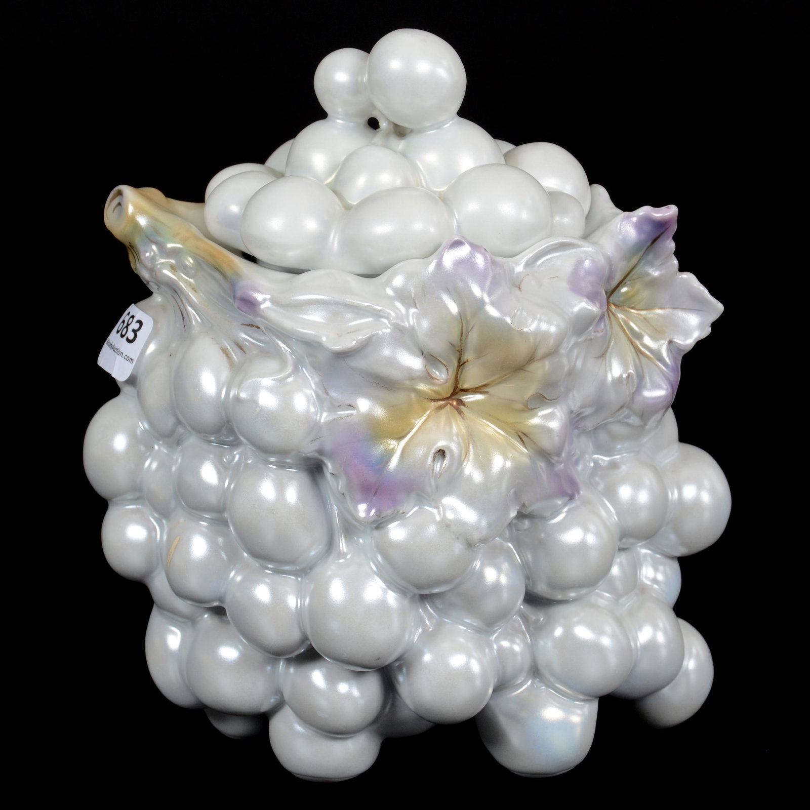 Cracker Jar Unmarked Royal Bayreuth White Grape: Cracker Jar Unmarked Royal Bayreuth White Grape, 7.25", Satin Finish, Private Midwest Collection