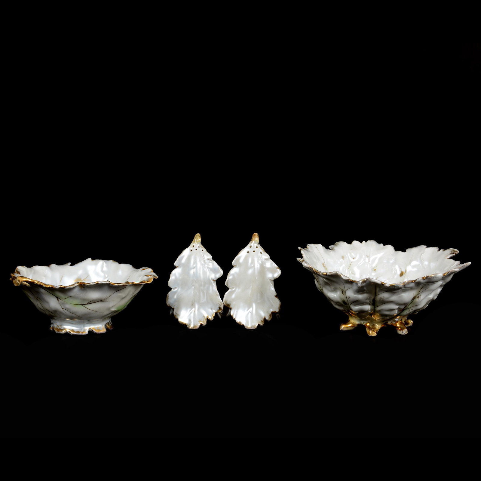 (4) Royal Bayreuth Oak Leaf Items: (4) Royal Bayreuth Oak Leaf Items, Blue Mark, (1) 6.25" Bowl, (1) 6" Bowl, (1) Pair 3.25" Salt & Pepper Shakers, All Are White Satin Finish With Gold Highlights, Private Midwest Collection