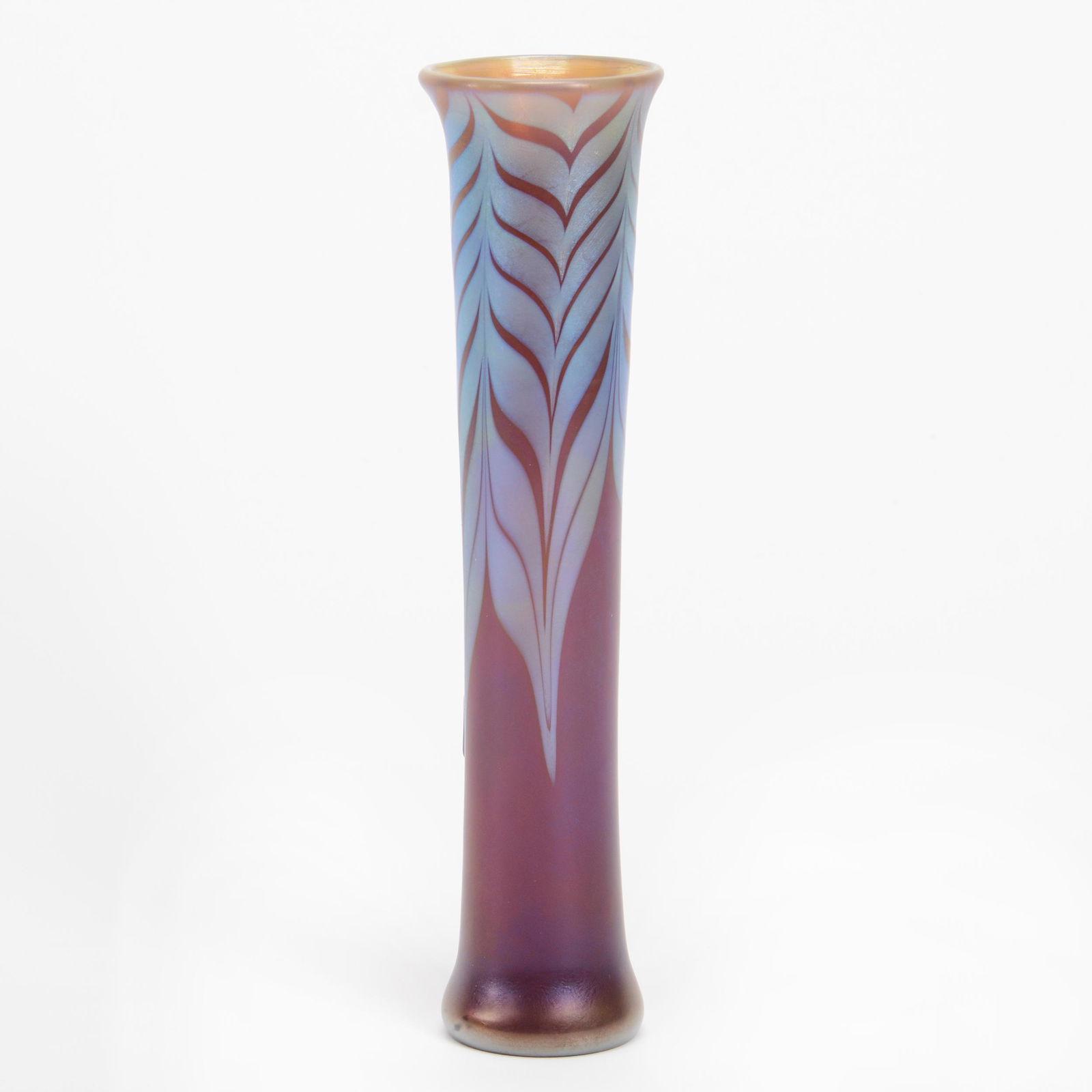 Contemporary Vase Marked Orient & Flume P0441D9430: Contemporary Vase Marked Orient & Flume P0441D9430, 8.75" x 2", Iridescent Amethyst With Silver Pulled Feather Design, Gold Interior, Missouri private collection
