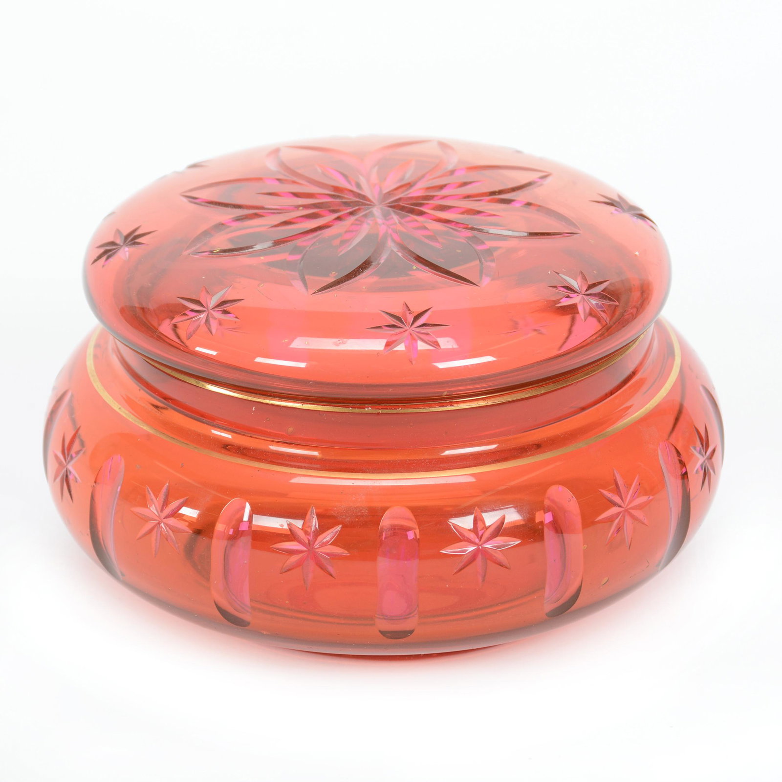 Covered Box, Rare Two-Color, Stevens & Williams: Covered Box, Rare Two-Color, Stevens & Williams, 3.25" x 5", Colors Appear To Be Amethyst And Orange, Cut Vesica, Miter And Star Motif, Circa 1900, Attributed To Stevens & Williams, Gary Baldwin Colle