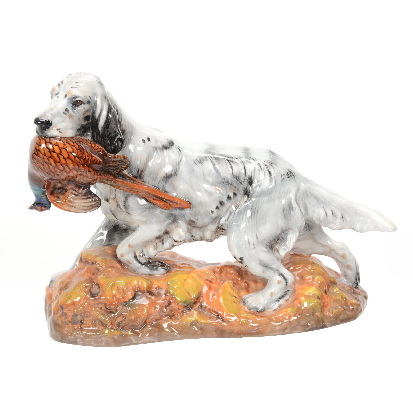 Royal Doulton HN2529 Figurine: Royal Doulton HN2529 Figurine, 8.5" X 11", English Setter Dog Retrieving Pheasant, Dan & Mary Arnold Collection