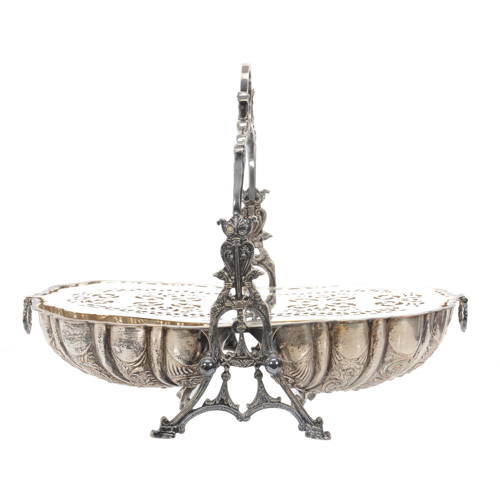Clamshell Bunwarmer Biscuit Box, English Silverplate: Clamshell Bunwarmer Biscuit Box, English Silverplate, 10" X 12.75", Circa 1800's, Dan & Mary Arnold Collection