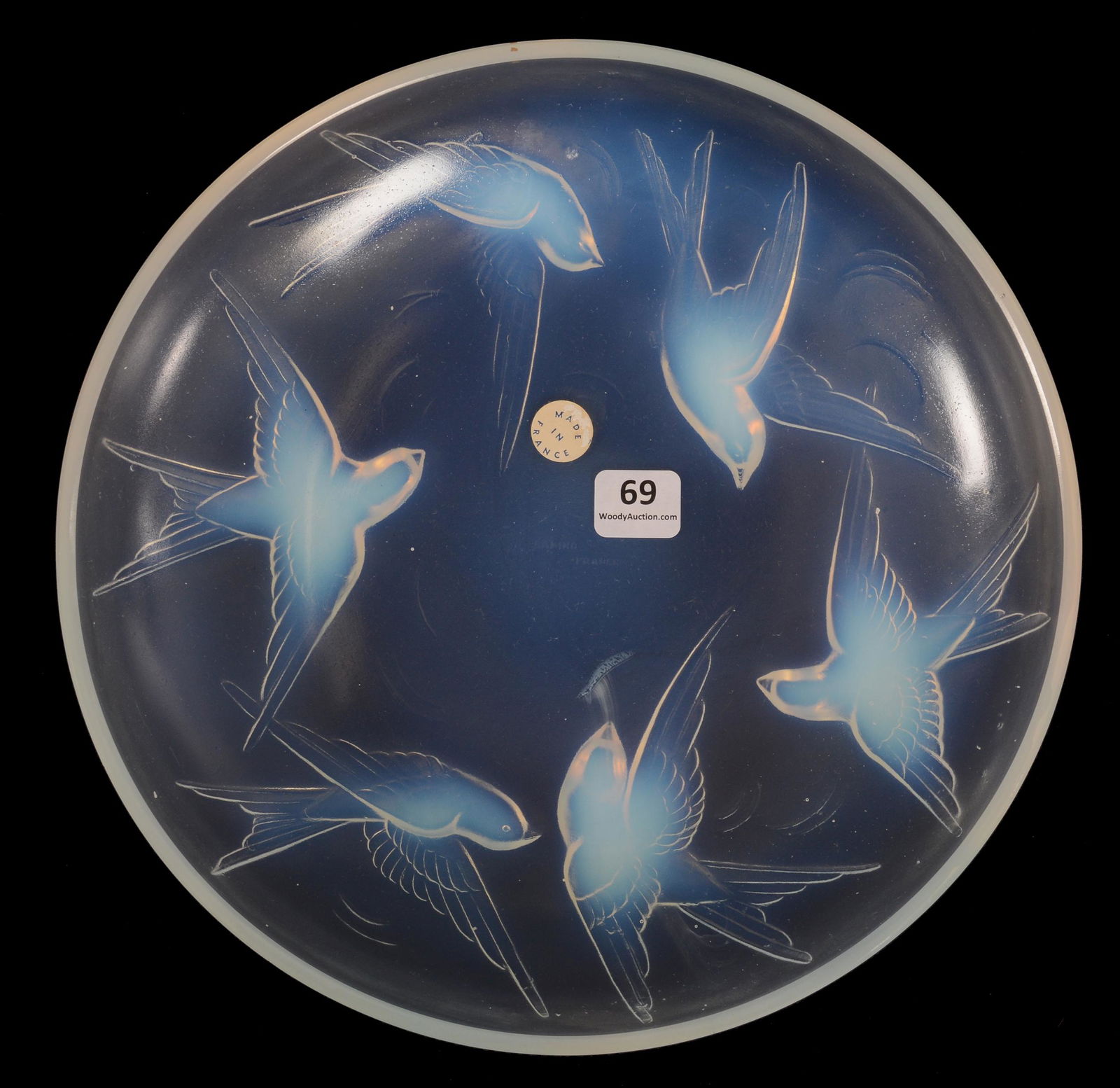 Bowl Marked Sabino France, Six Swallows (1 of 3)