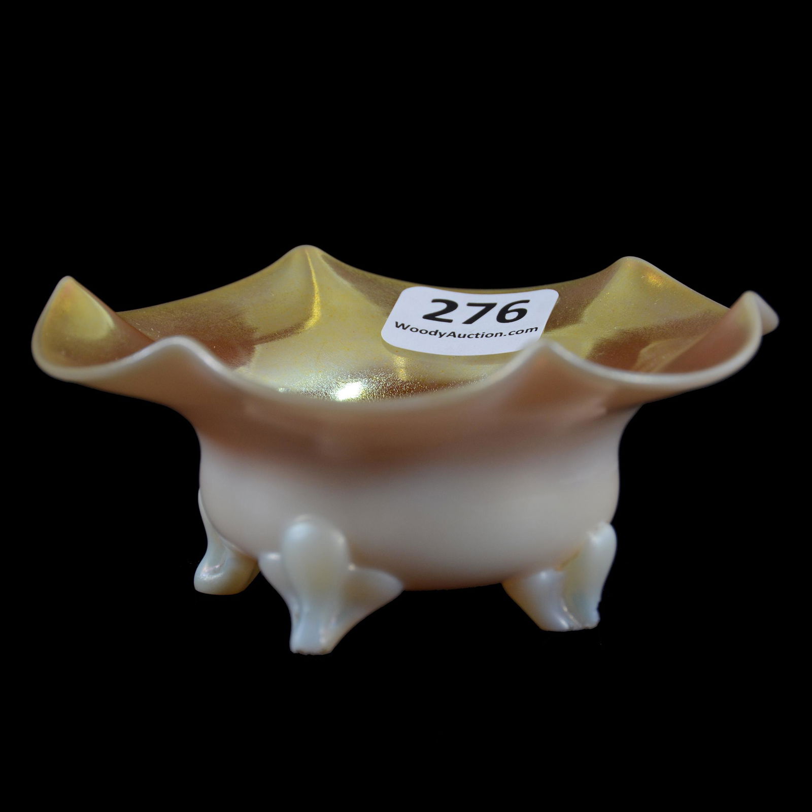 Footed Salt Dip, Unmarked Steuben Art Glass (1 of 4)